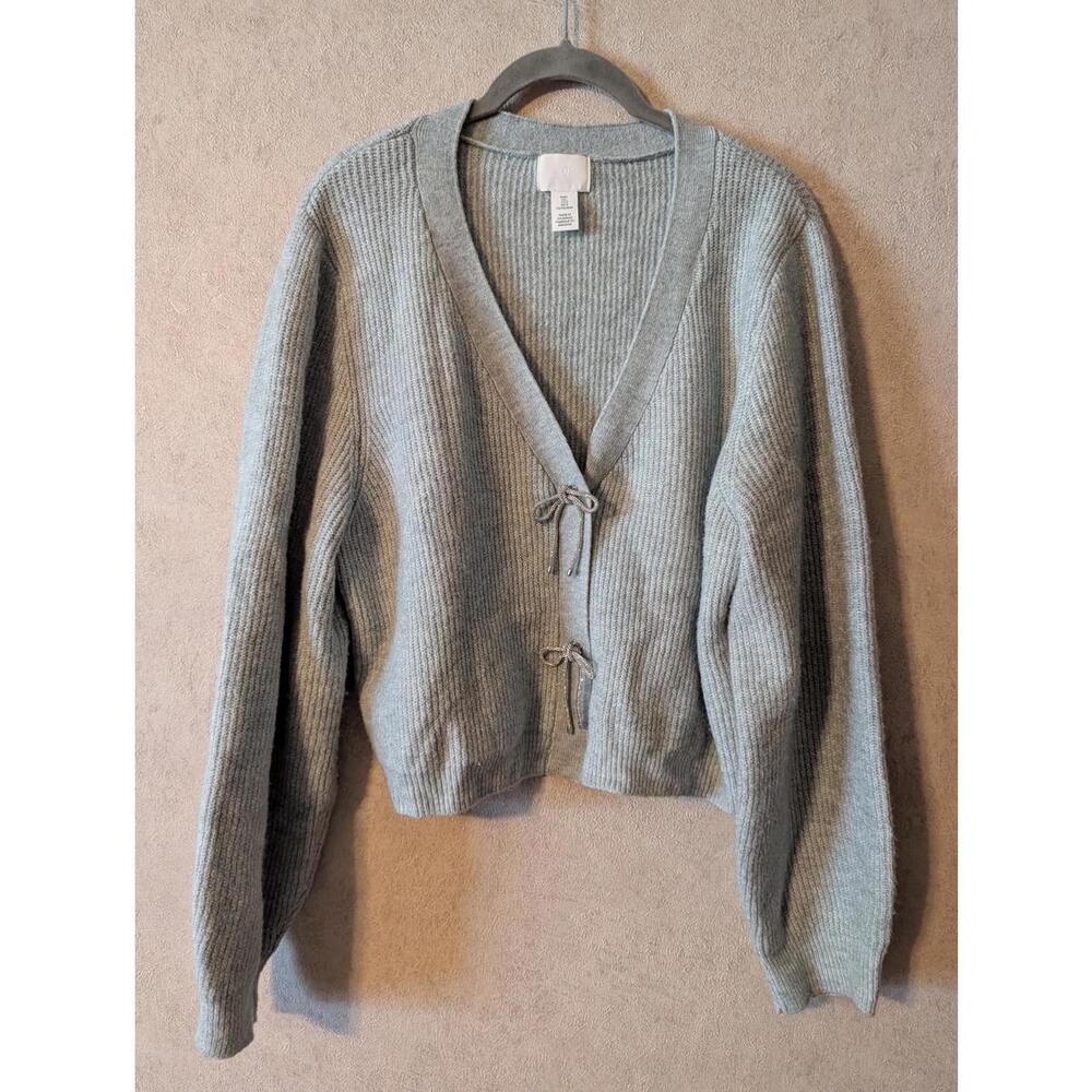H&M sage green beaded bow button cardigan sz L - Picture 2 of 6